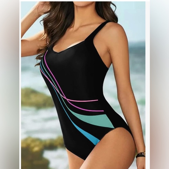 NEW 1 Piece Swimsuit Athletic  Bathing Suits Color l Print Sport Swimsuit - Picture 1 of 7